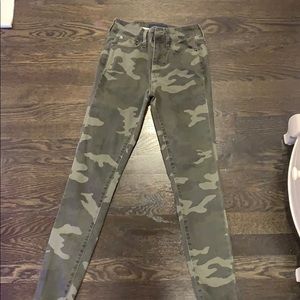 camo jeans